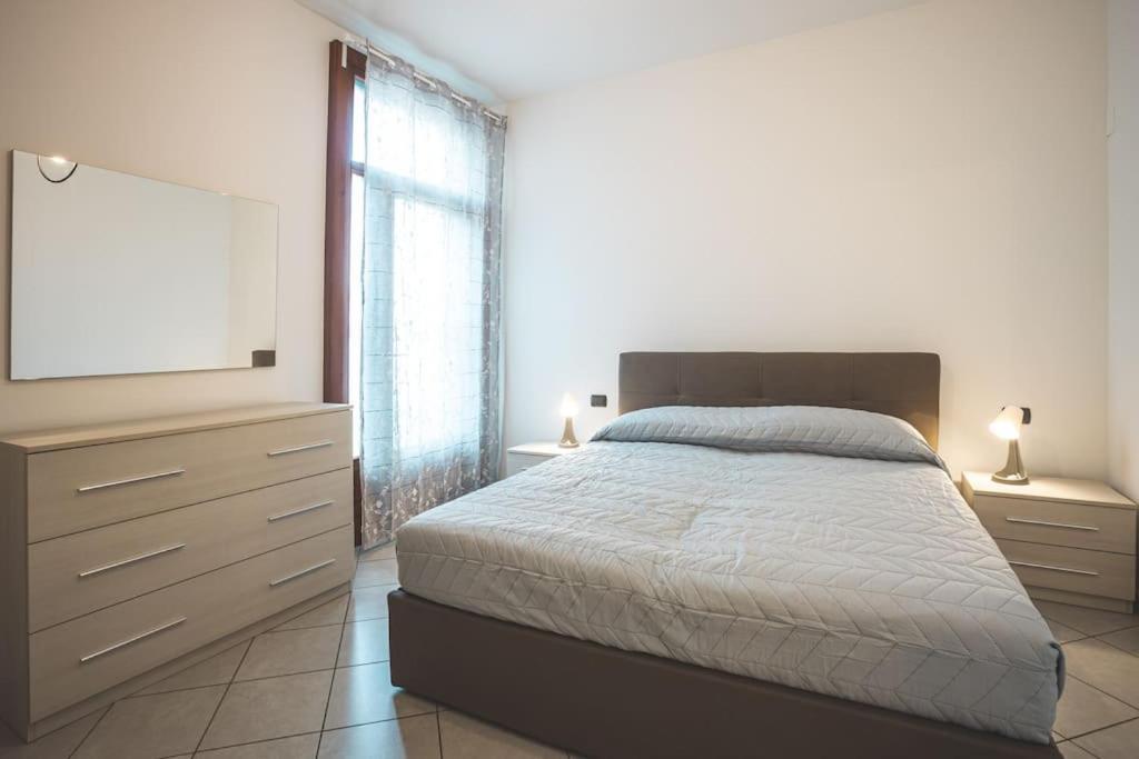 Suite Il Borgo Monza - Milano + Garage Privato Desio Ngoại thất bức ảnh